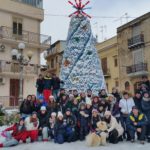 albero di Natale con le bottiglie Baucina,albero di natale con le bottiglie, albero con le bottiglie, baucina, albero ecologico, albero ecologico baucina, albero di natale baucina